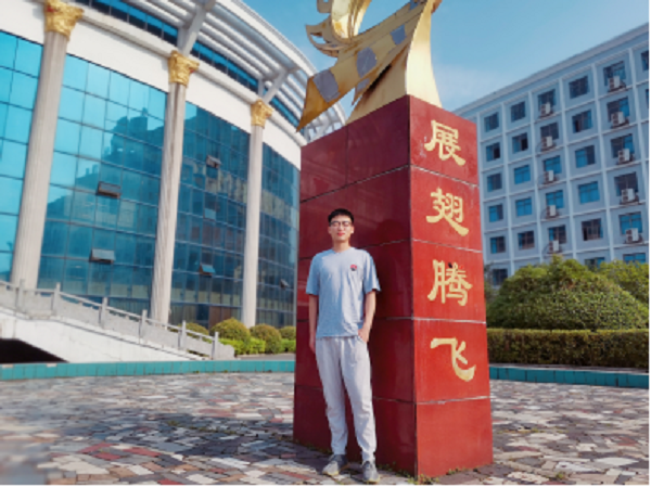 龙腾.png 龙腾.png