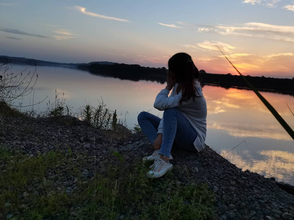 汪娜.png 汪娜.png