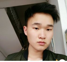 易伟锋.png 易伟锋.png