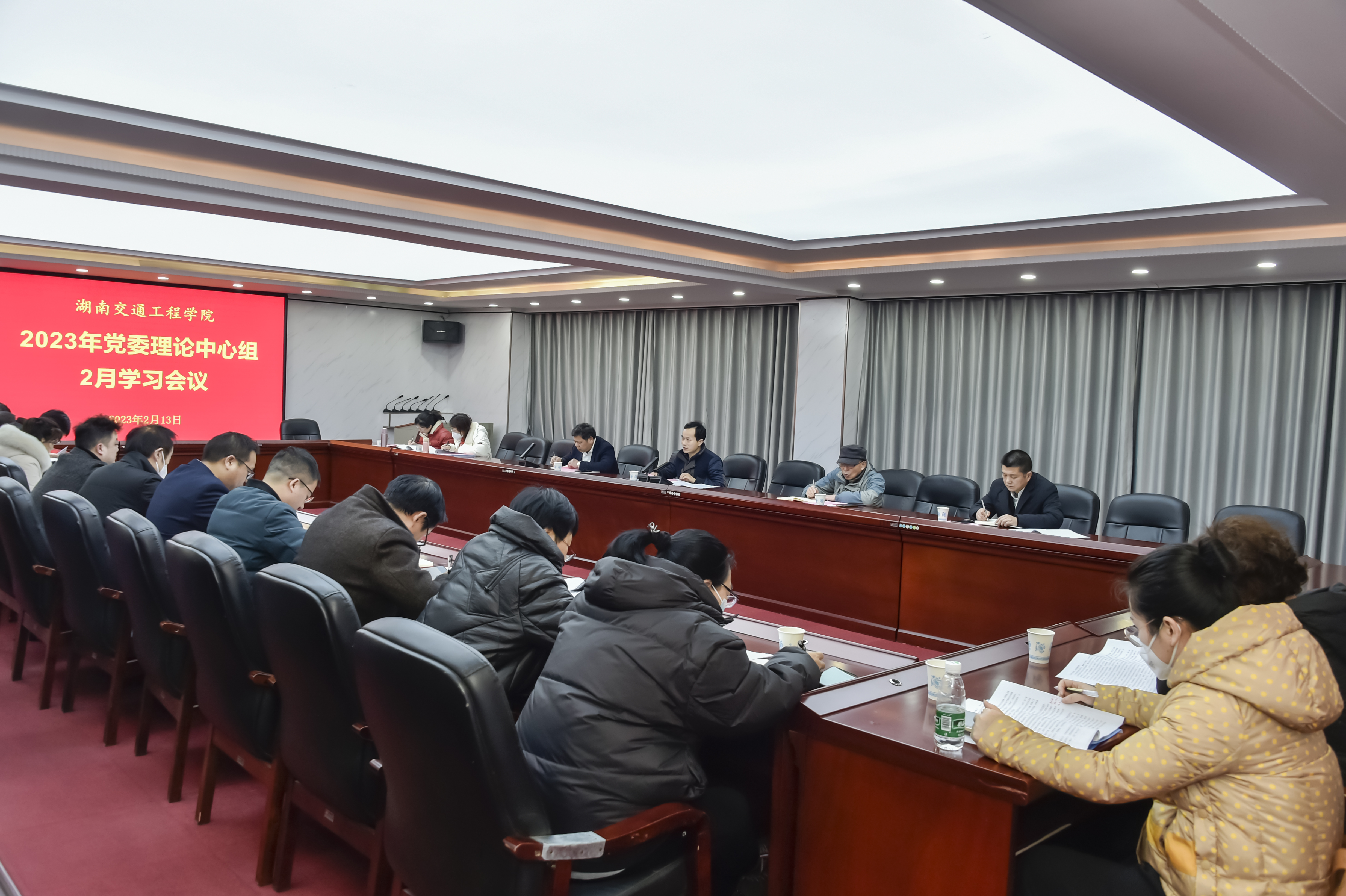 b5b9081b2542d1a4a11ad252c975dcd.jpg b5b9081b2542d1a4a11ad252c975dcd.jpg