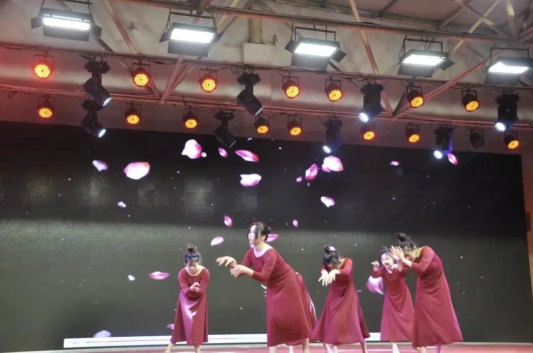 f1b489f7854ea4887b94cf490f5335e.jpg f1b489f7854ea4887b94cf490f5335e.jpg