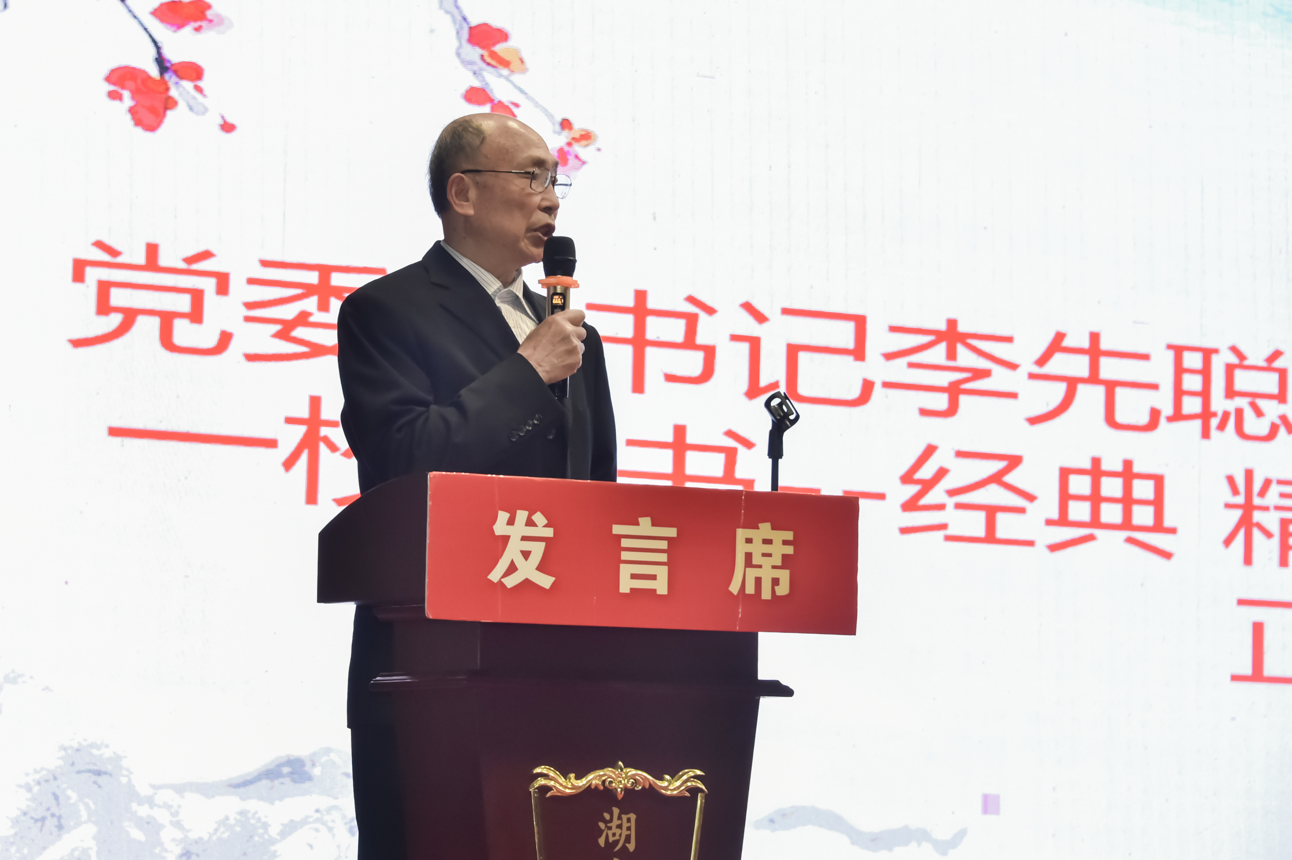 3c5117a8c9491aa669a7c22e5c51552.jpg 3c5117a8c9491aa669a7c22e5c51552.jpg