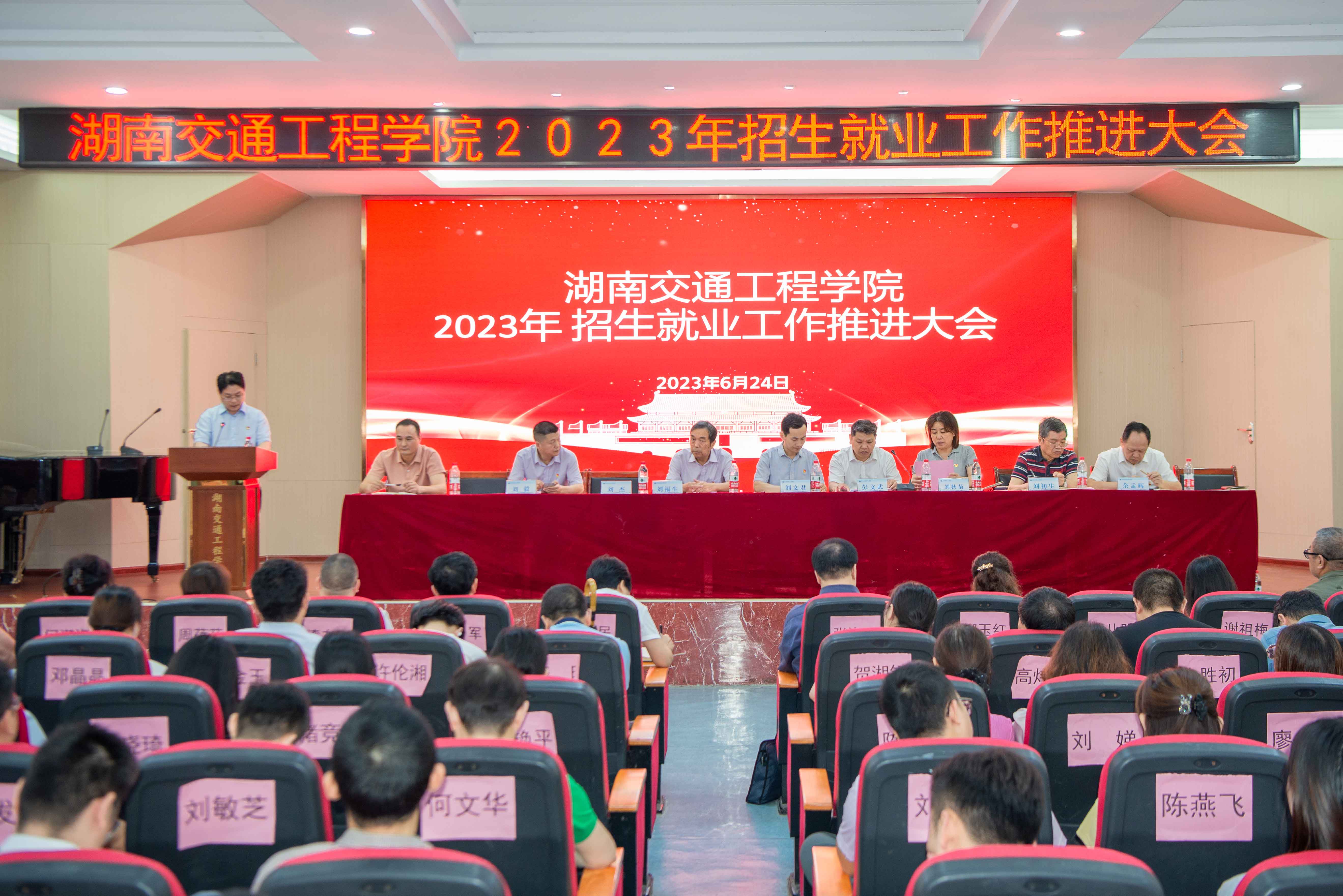 73176c1ad9eb3031390c4b98f73a52e.jpg 73176c1ad9eb3031390c4b98f73a52e.jpg