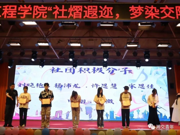 8564732690d1ead657b6bb8da83c5f8.jpg 8564732690d1ead657b6bb8da83c5f8.jpg