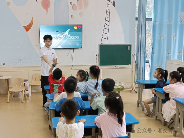 73bd7a12e3c3007661cb73c75d41287.png 73bd7a12e3c3007661cb73c75d41287.png